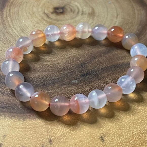 Yuan yuan Agate bracelet striped layers light rainbow colors stretch 10mm 7.5” n - Picture 10 of 16